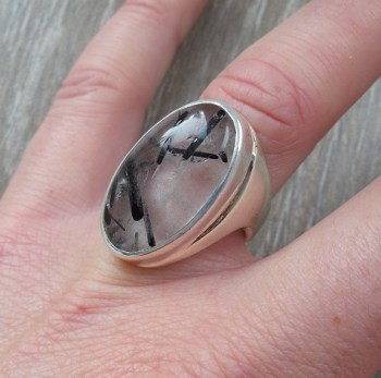 Zilveren ring met zwarte Rutielkwarts ring maat 17 mm